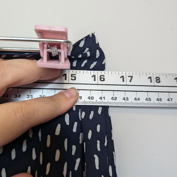 Vintage Villager Liz Claiborne 90s Navy White Dot Midi Flowy Skirt Size 8 - Picture 8 of 8